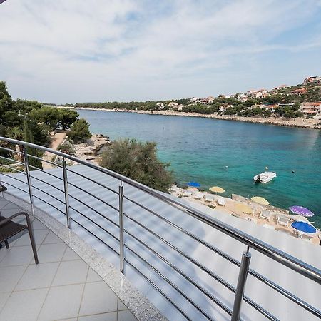 Apartment Dragan Grubisic Primošten Екстериор снимка