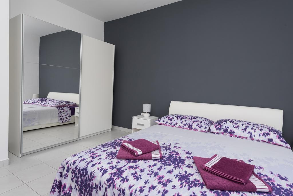 Apartment Dragan Grubisic Primošten Екстериор снимка